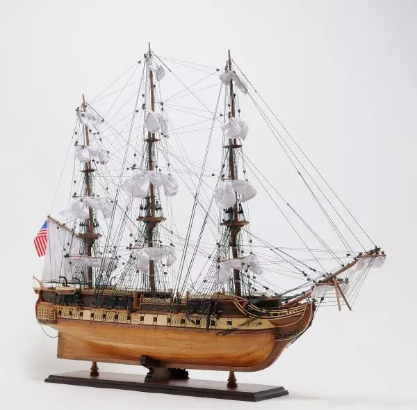 The El Cazador Model Ship - OMH (T018)