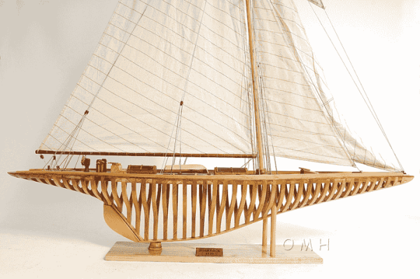 Shamrock Open Hull Model Ship - OMH (Y153)