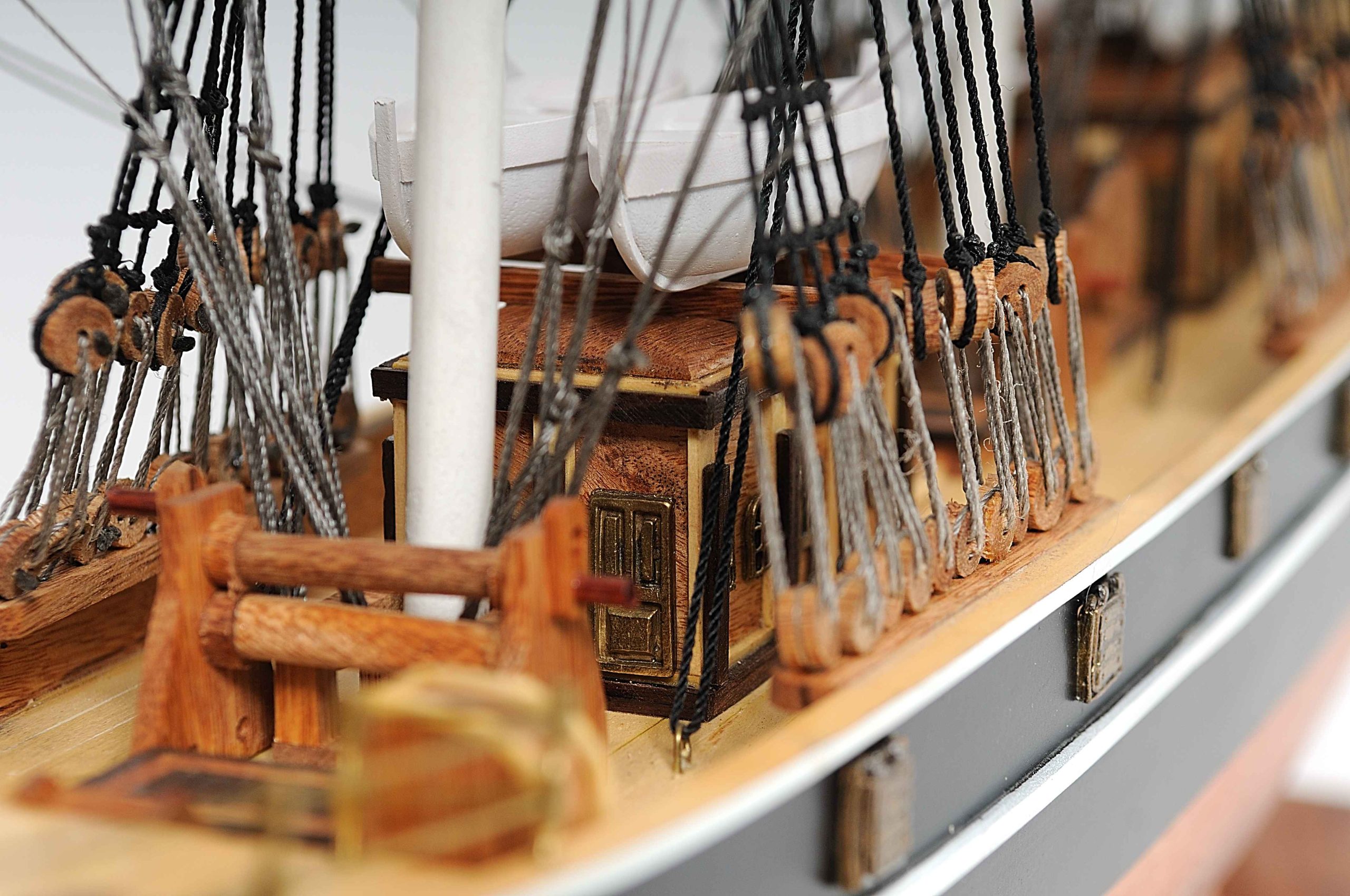 Cutty Sark Model Ship (no sail) - OMH (T123) - Image 7