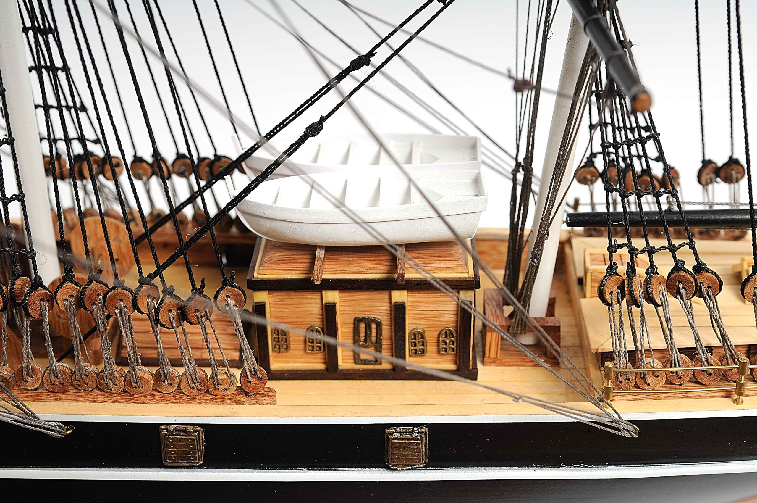 Cutty Sark Model Ship (no sail) - OMH (T123) - Image 8