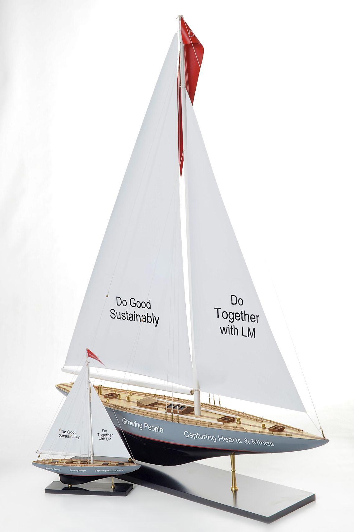 1519-8992-Enterprise-Model-Yacht.jpg