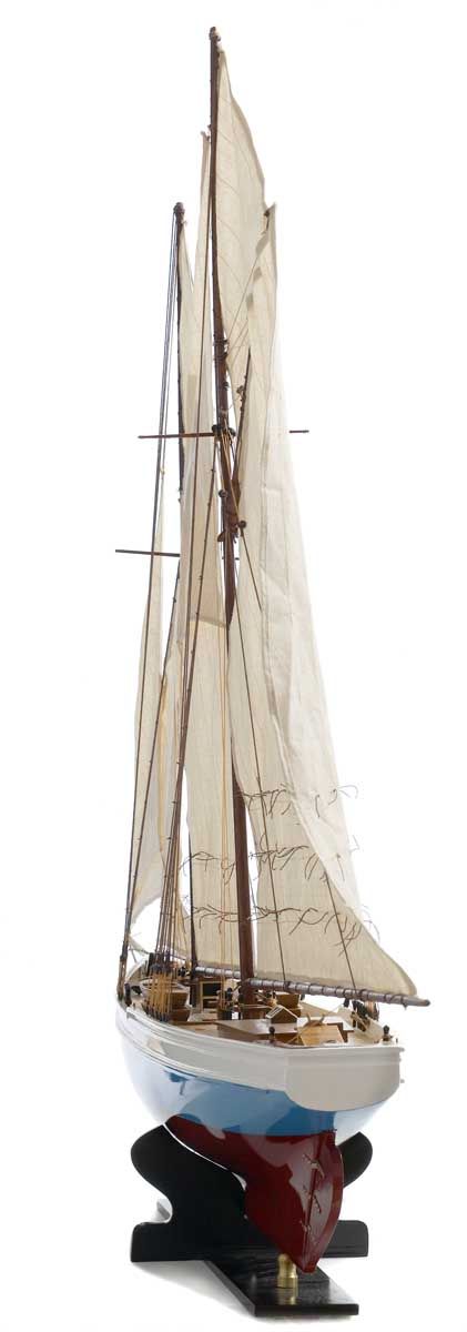 119-8067-Delawana-model-yacht-Superior-Range