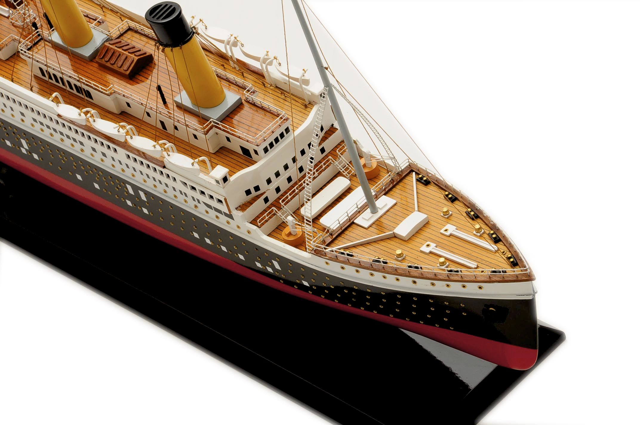 135-5896-RMS-Titanic-Ship-Model-Superior-Range