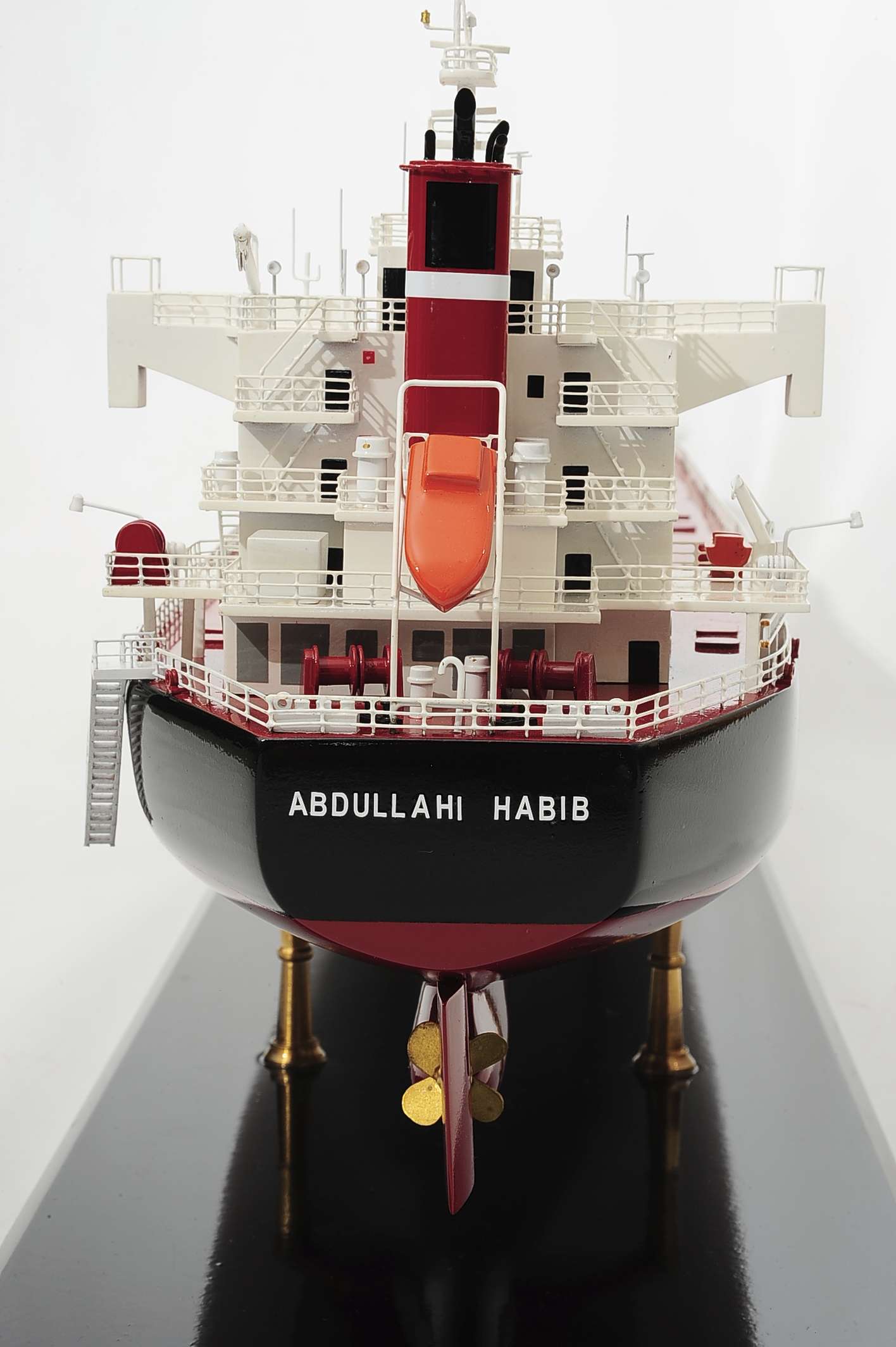 1386-4496-Bulk-Carrier-Model-Ship