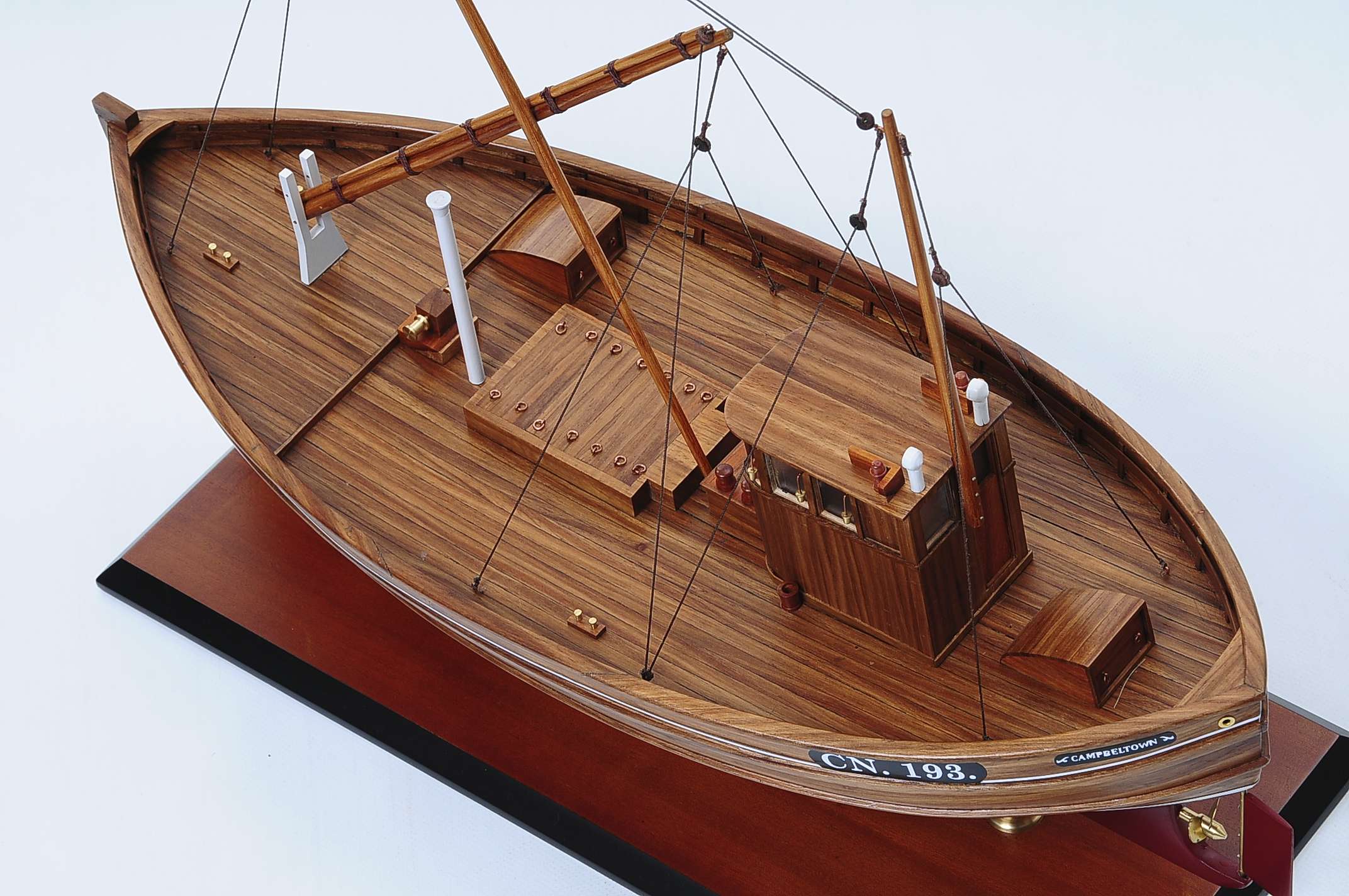 1431-4556-Mary-Mclean-CN193-Model-Boat