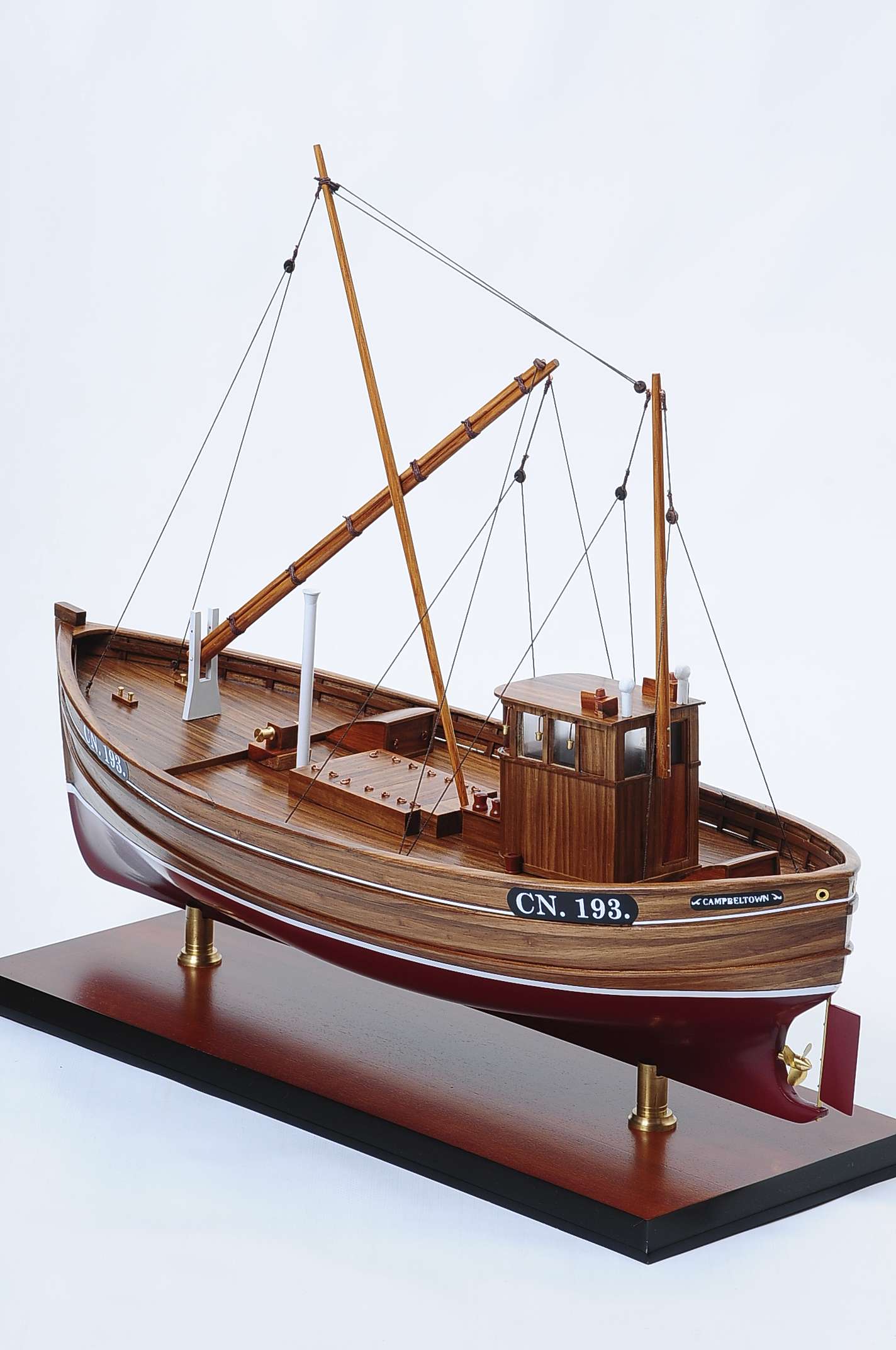 1431-4559-Mary-Mclean-CN193-Model-Boat