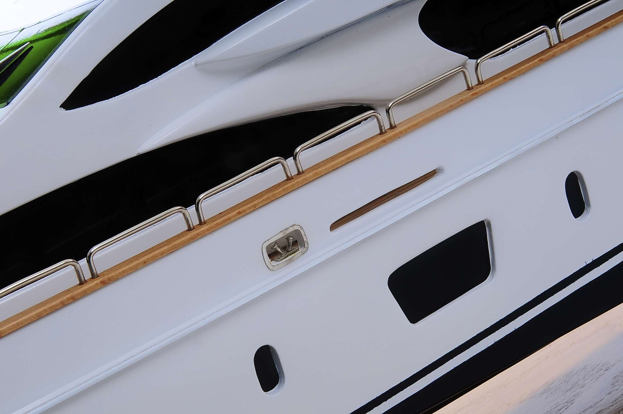 1435-4466-Antonia-II-Model-Yacht