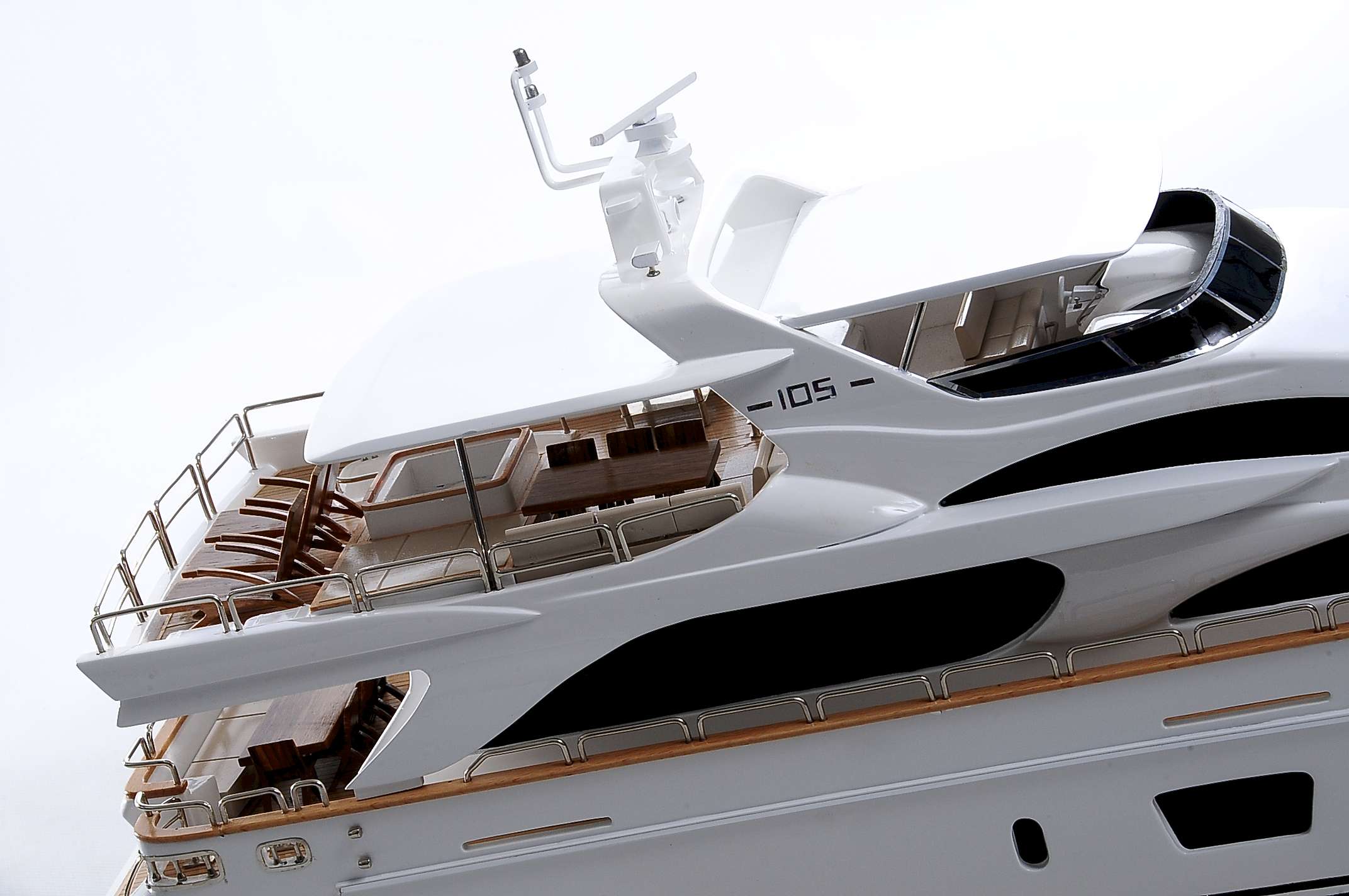 1435-4487-Antonia-II-Model-Yacht