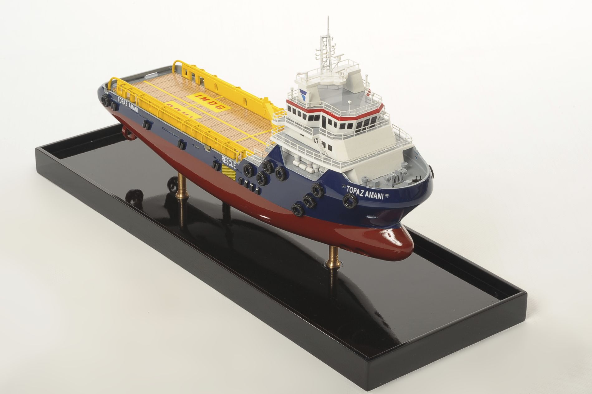 1515-8924-Topaz-Marine-Supply-Vessel-Model-ship