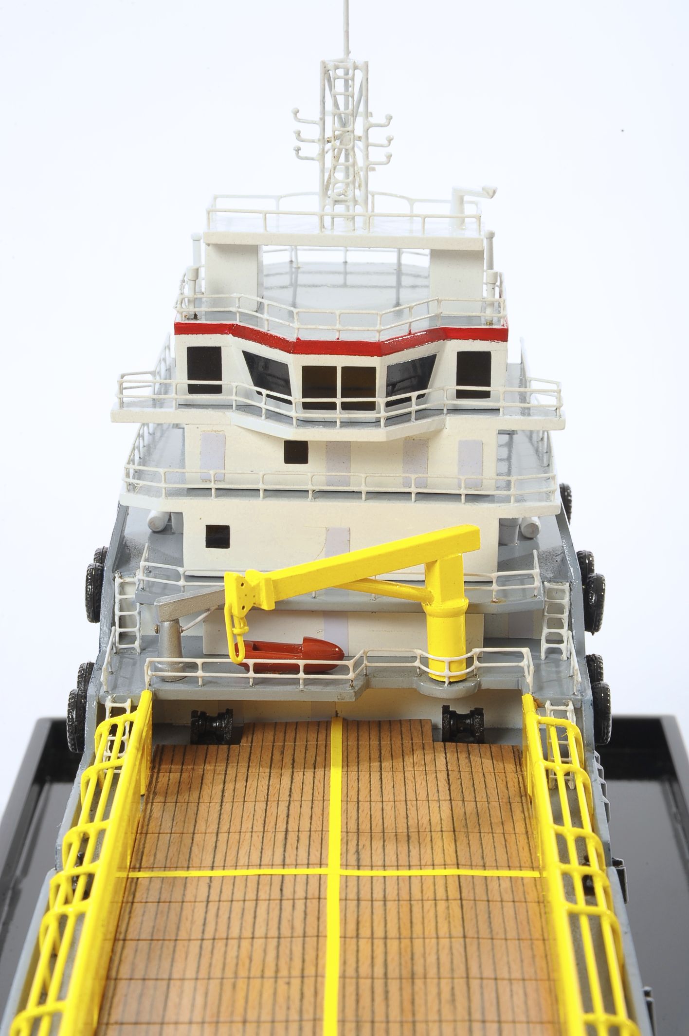1515-8933-Topaz-Marine-Supply-Vessel-Model-ship