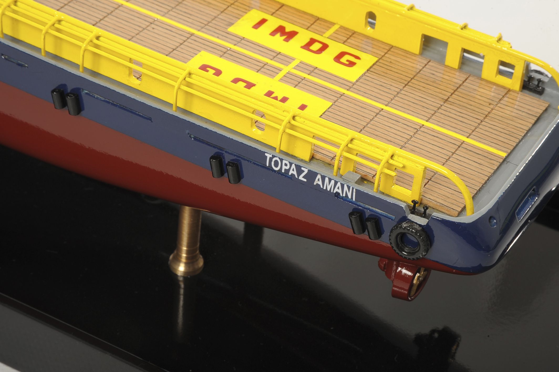1515-8934-Topaz-Marine-Supply-Vessel-Model-ship