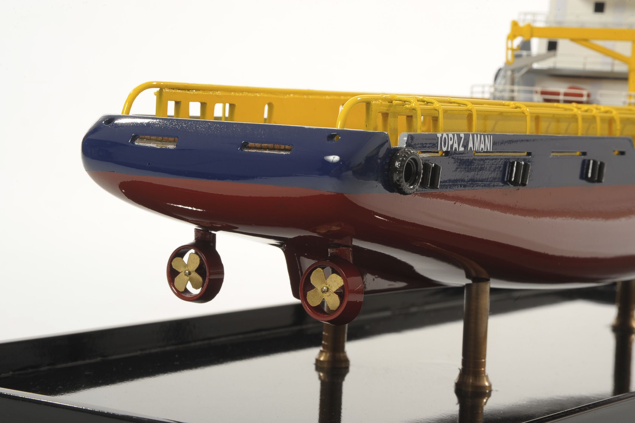 1515-8936-Topaz-Marine-Supply-Vessel-Model-ship