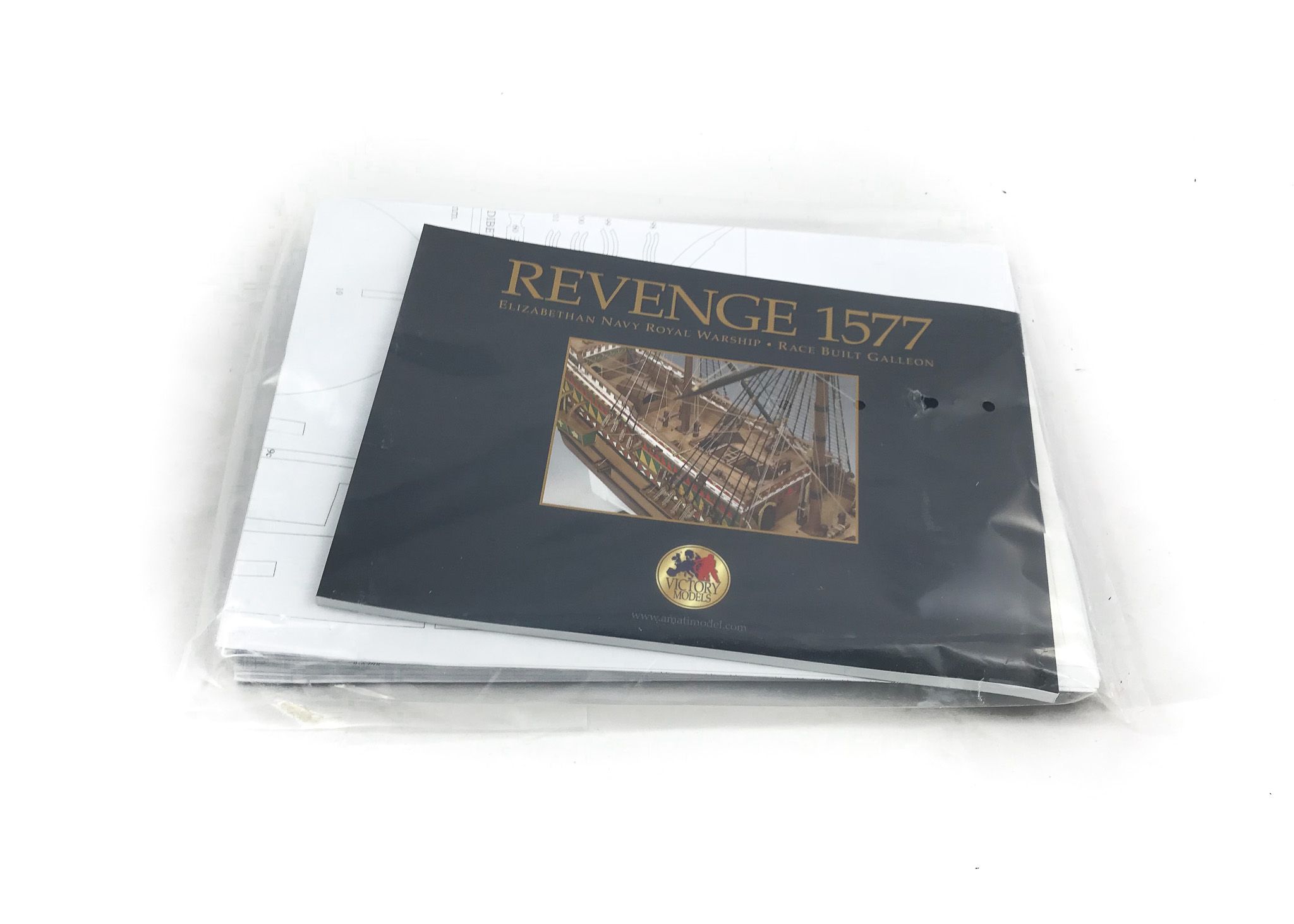 1639-13664-HMS-Revenge-Model-Ship-Kit-130008