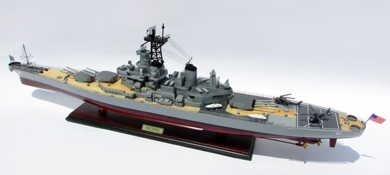 2016-12791-USS-Iowa-model-boat