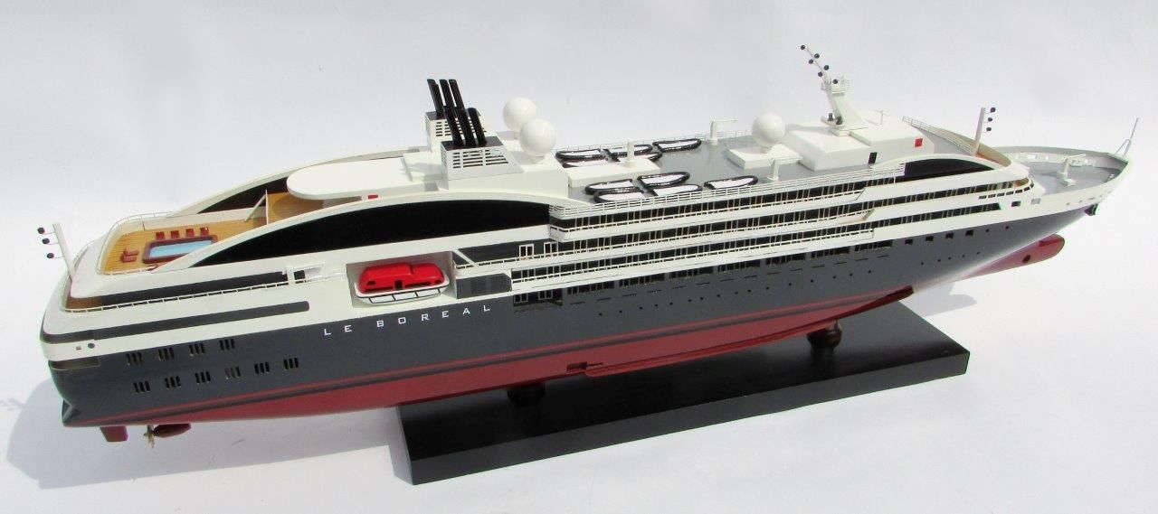 2029-11967-Le-Boreal-Model-Boat