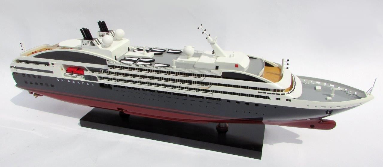 2029-11968-Le-Boreal-Model-Boat