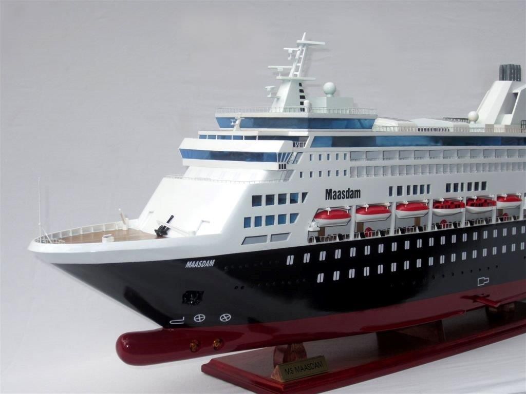 2032-12003-Maasdam