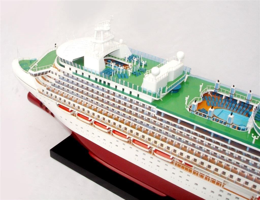 2034-12556-MS-Azura-Model-Boat