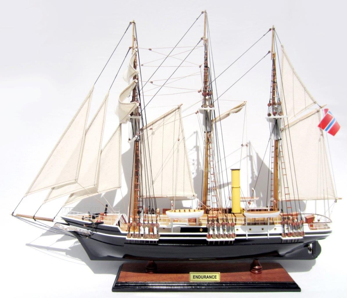 Endurance Display Ship Model - GN