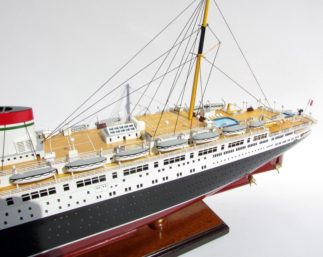 2047-12093-SS-Rex-model-boat
