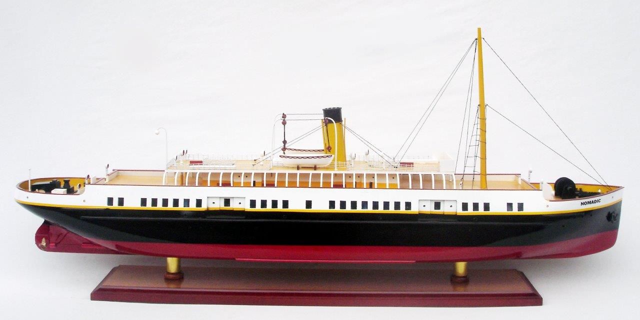 2048-12107-SS-Nomadic-wooden-model-ship