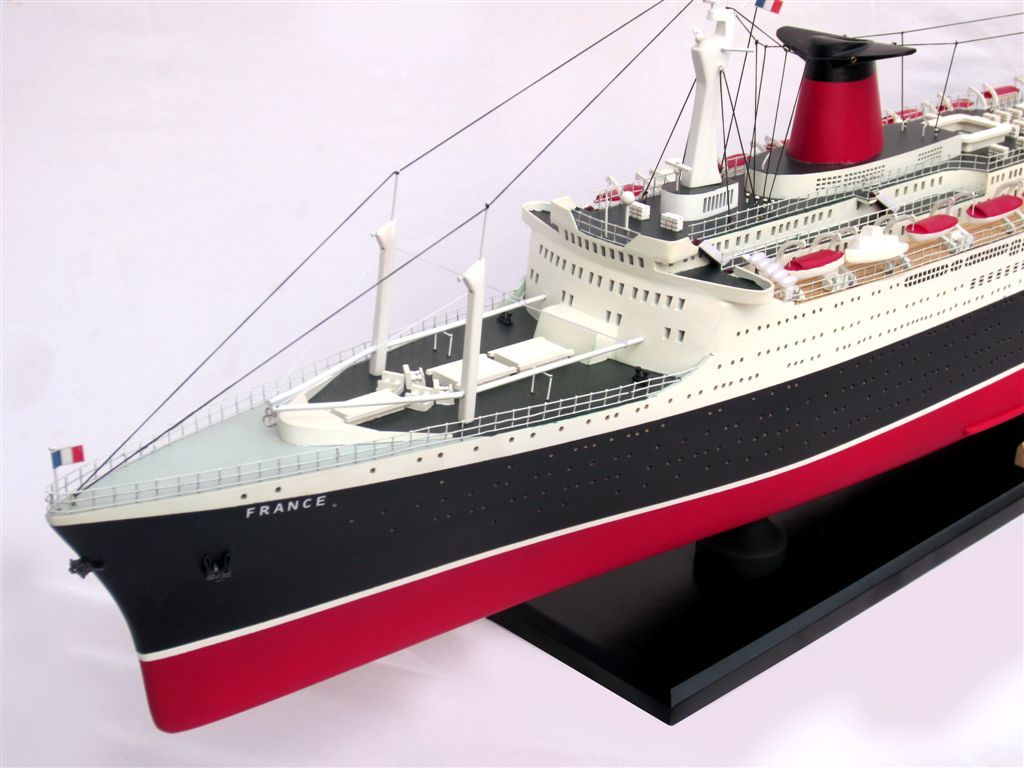 2051-12135-SS-France-Special-Edition-wooden-model-boat