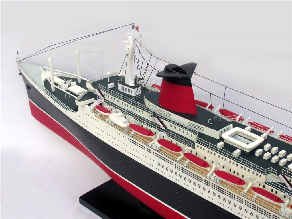 2051-12138-SS-France-Special-Edition-wooden-model-boat