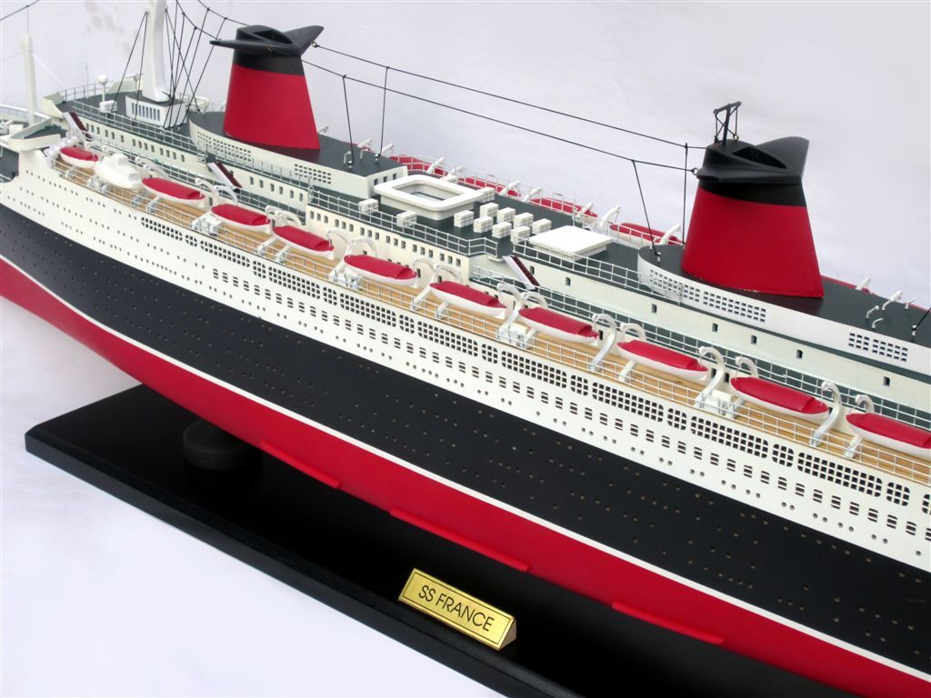 2051-12139-SS-France-Special-Edition-wooden-model-boat
