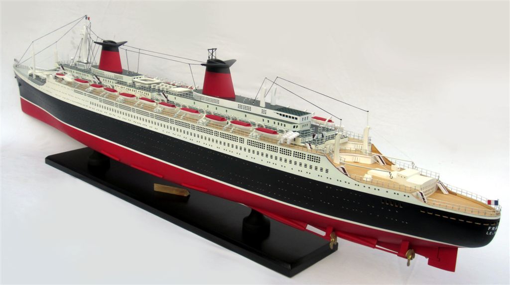 2051-12142-SS-France-Special-Edition-wooden-model-boat