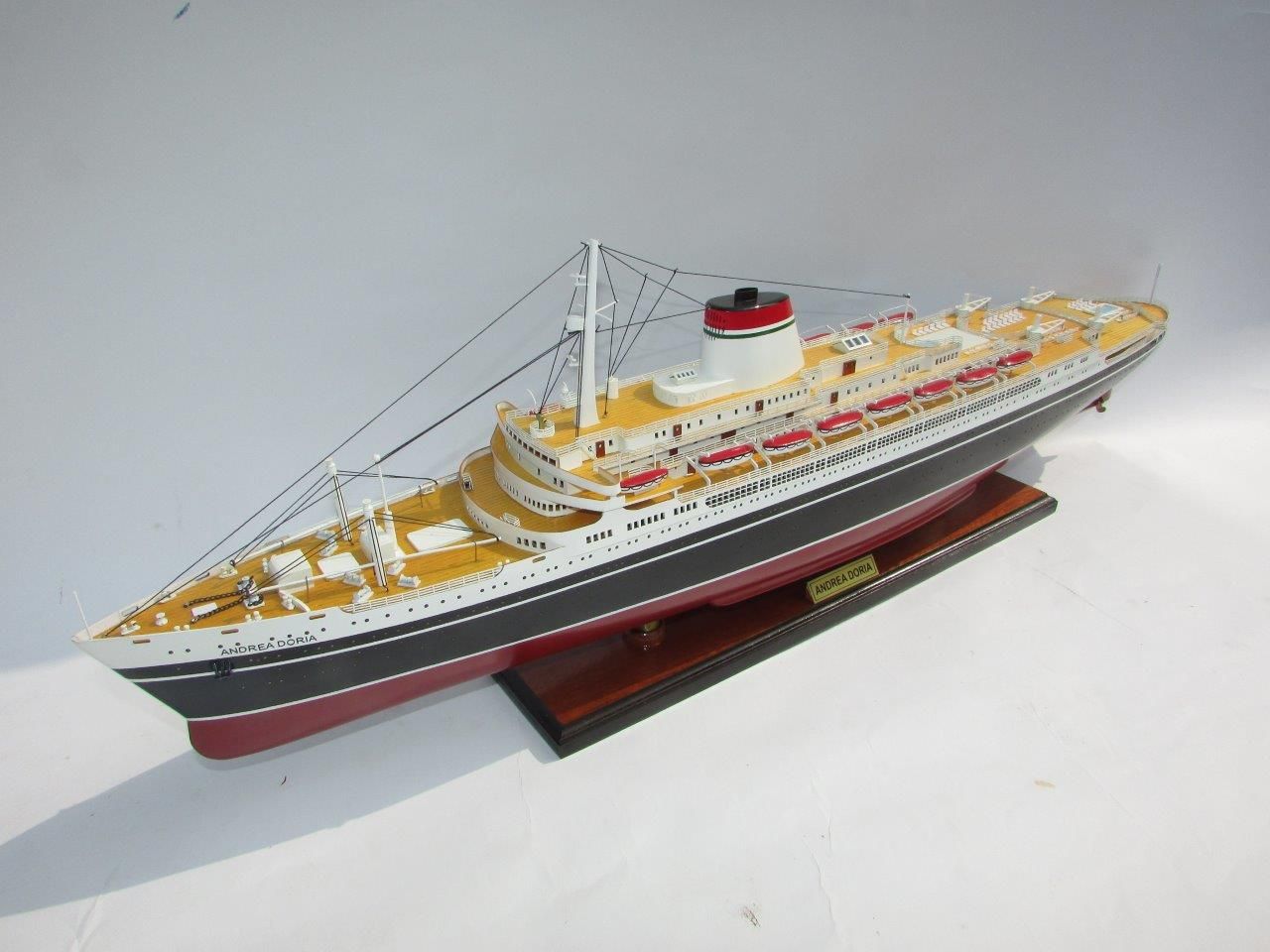 2055-12164-SS-Andrea-Doria-model-boat