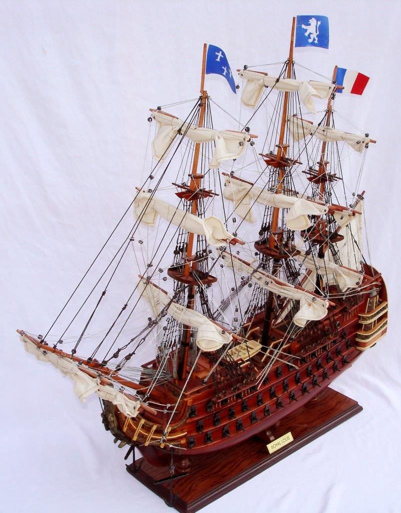 2093-12431-Royal-Louis-Ship-Model