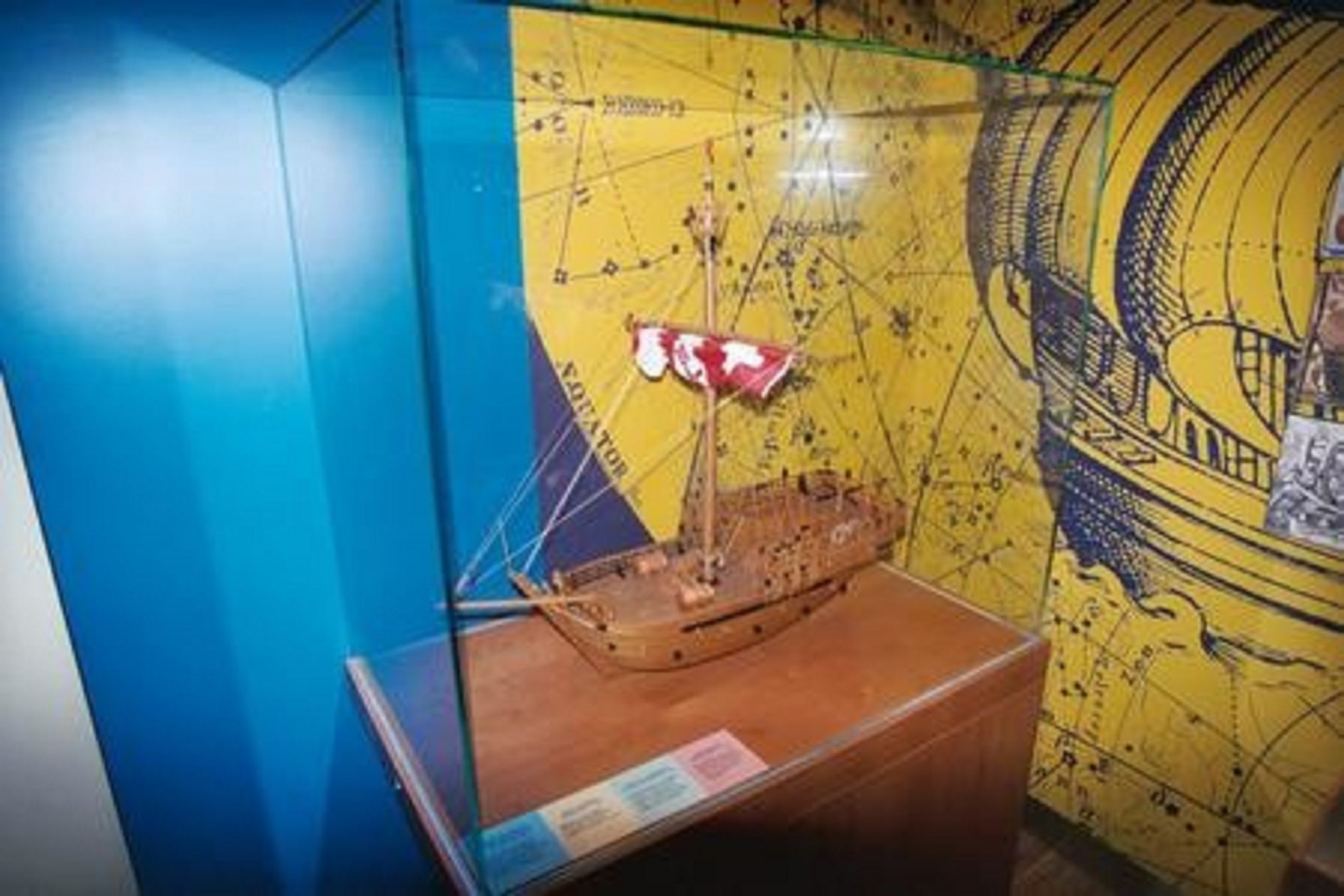 216-6985-Bremen-Cog-model-ship-Premier-Range