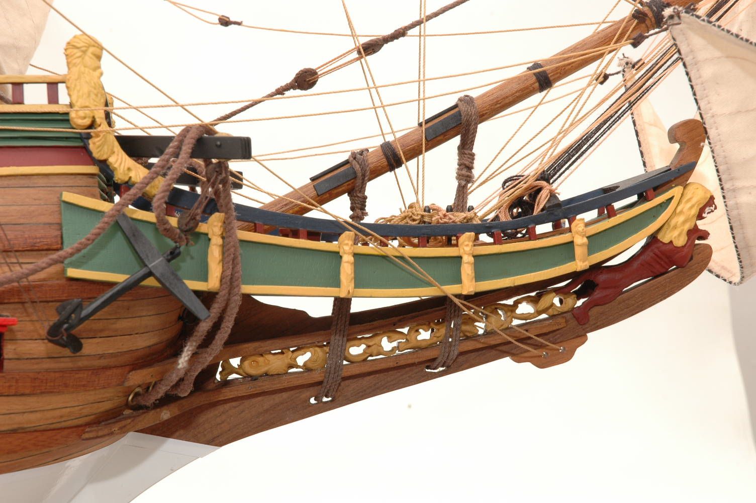 228-6950-Batavia-model-ship-Premier-Range