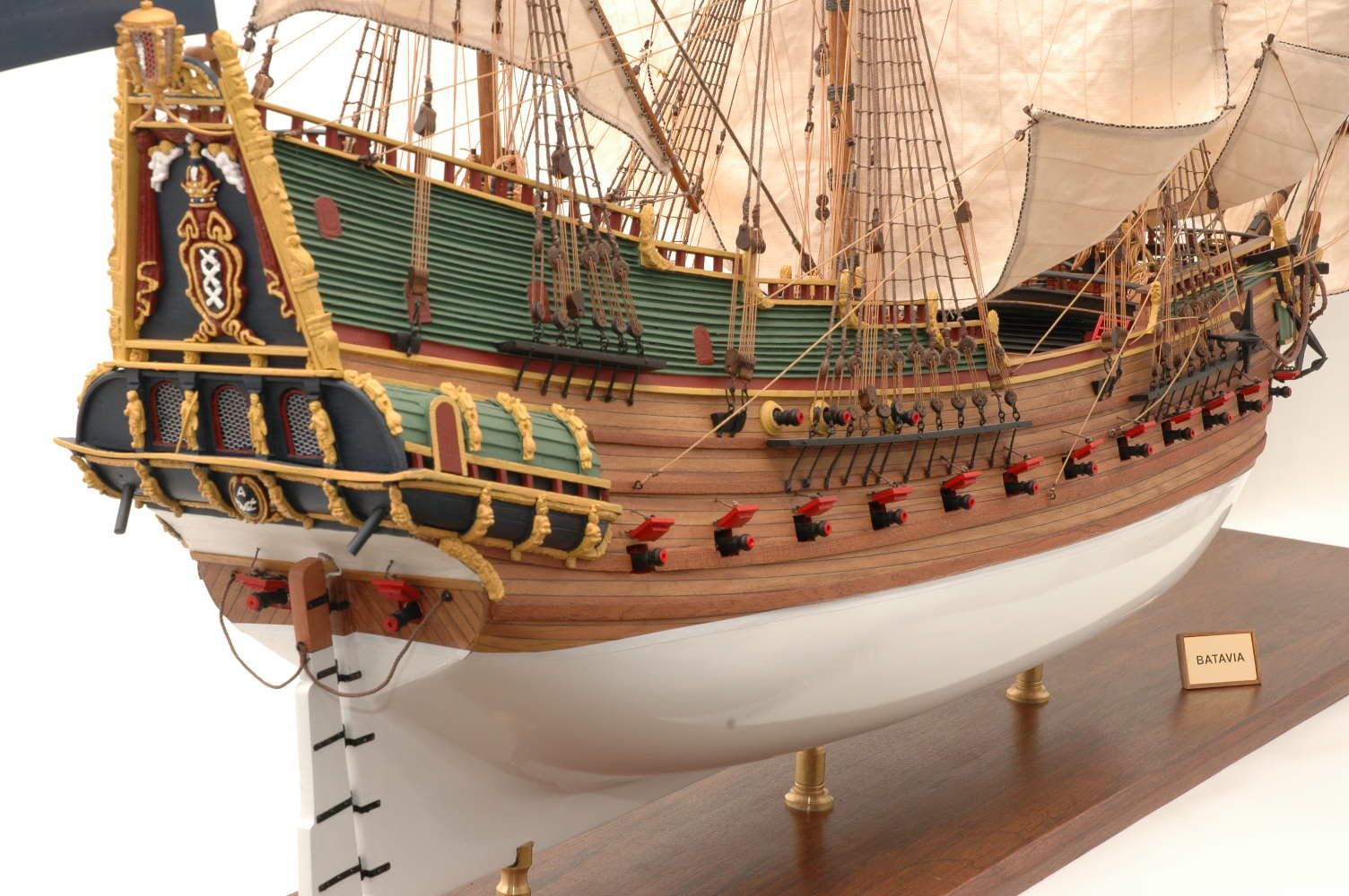 228-6955-Batavia-model-ship-Premier-Range