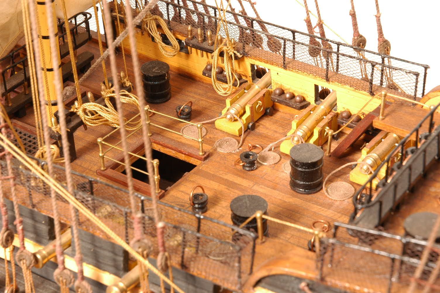 298-7445-HMS-Victory-Bicentennial-Ship-Model-Premier-Range