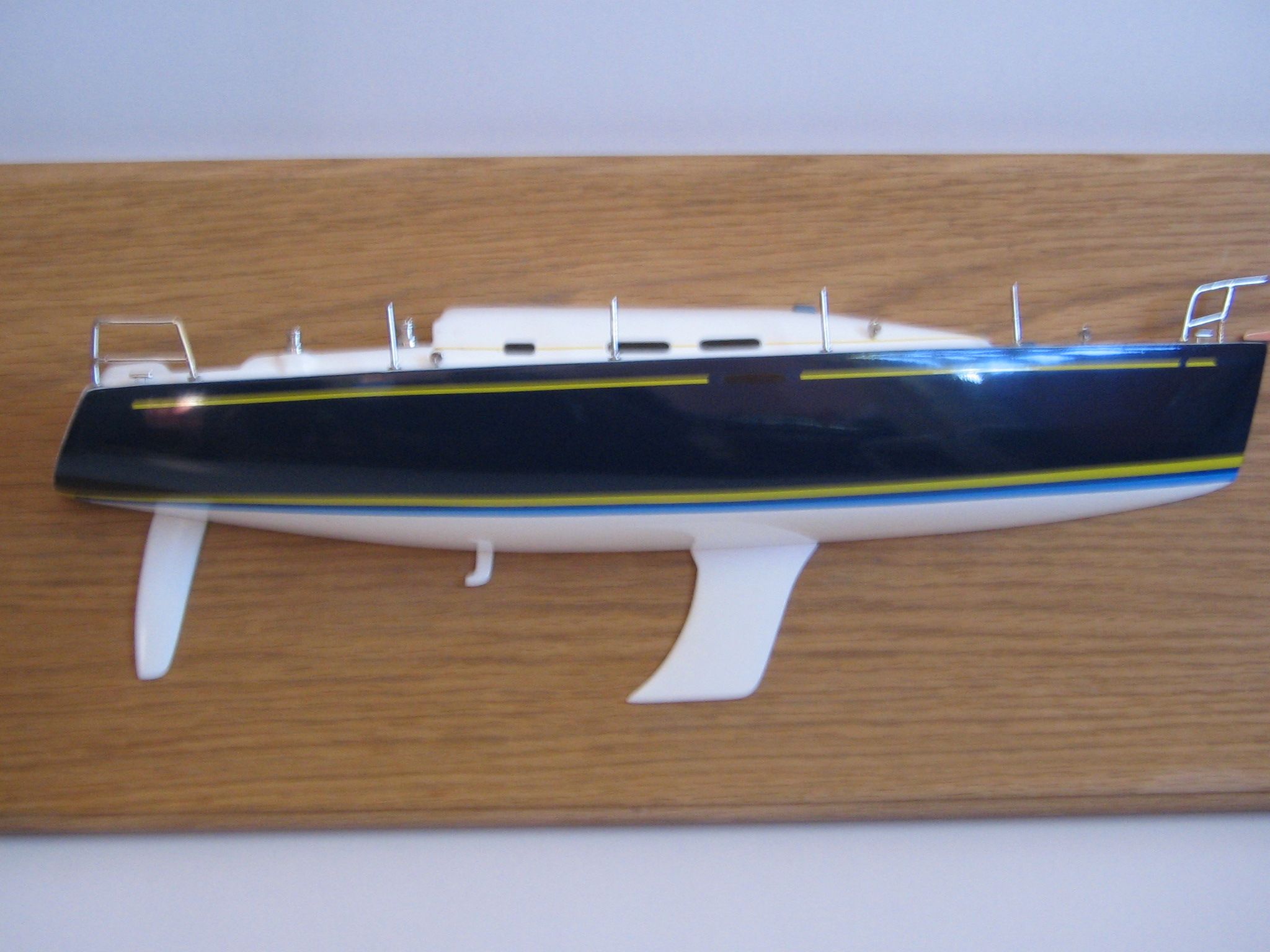 579-6683-Beneteau-40.7-Half-Model