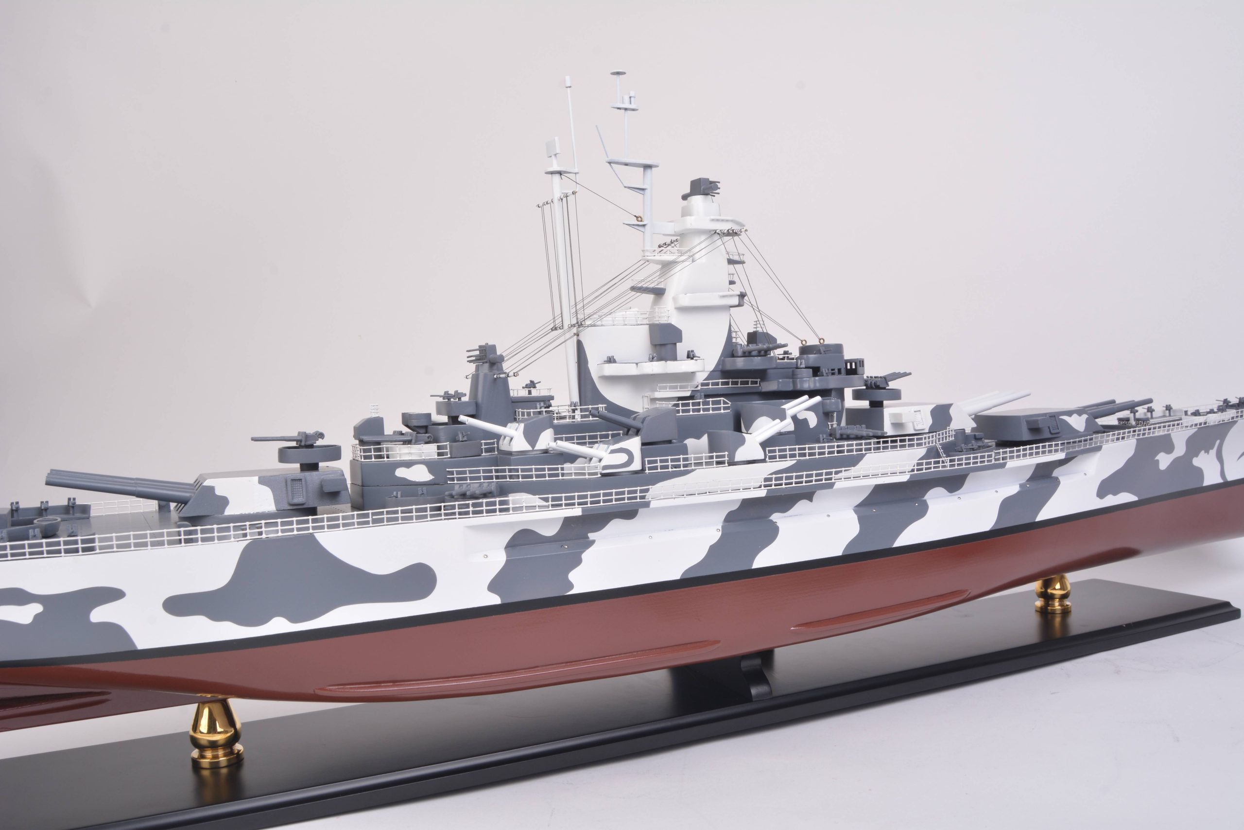USS-Alabama-BB-60-Model-Ship-OMH47-scaled-1