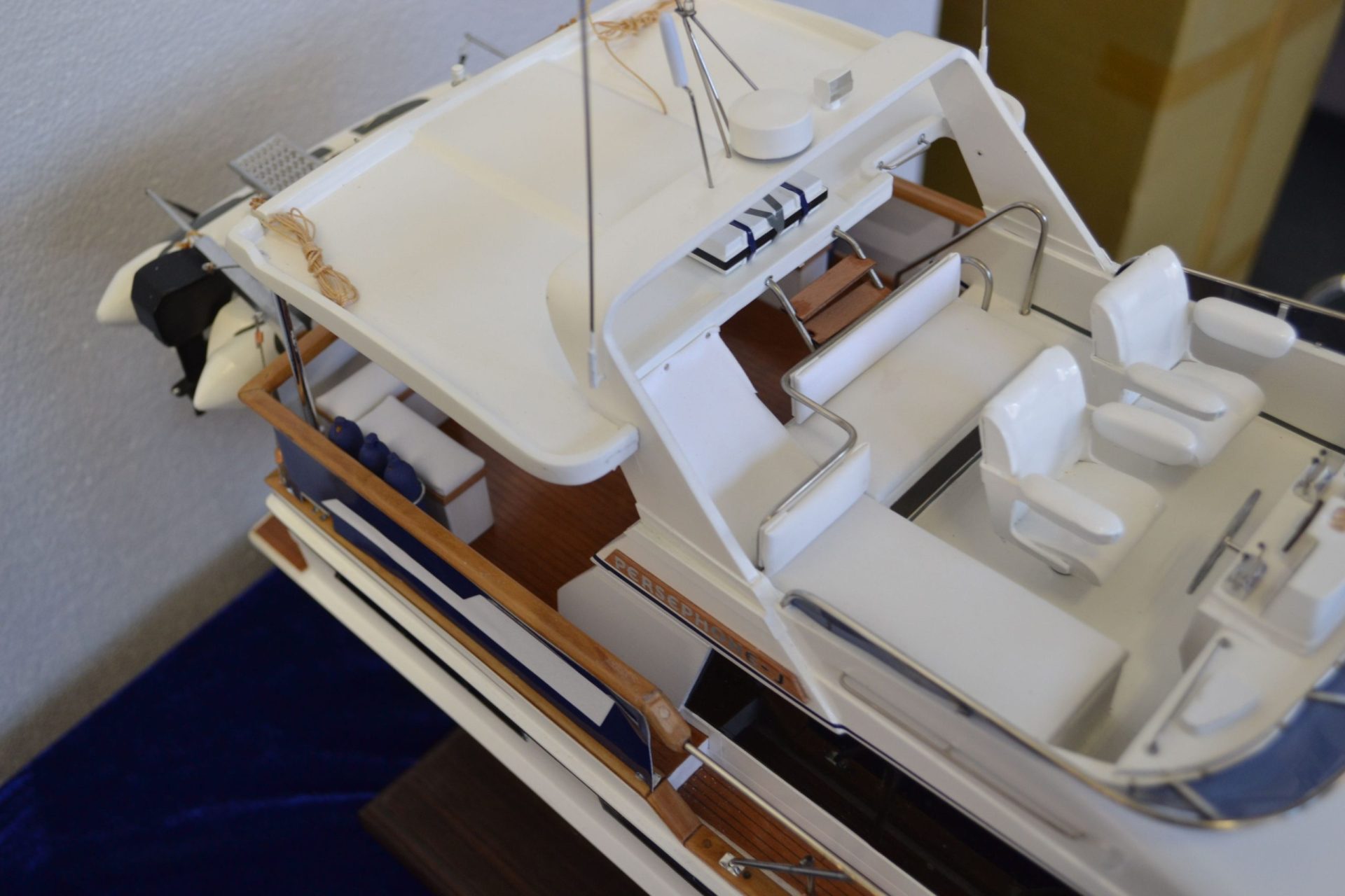 1443-6645-Ocean-Alexander-390-Sundeck-Motor-Yacht-scaled