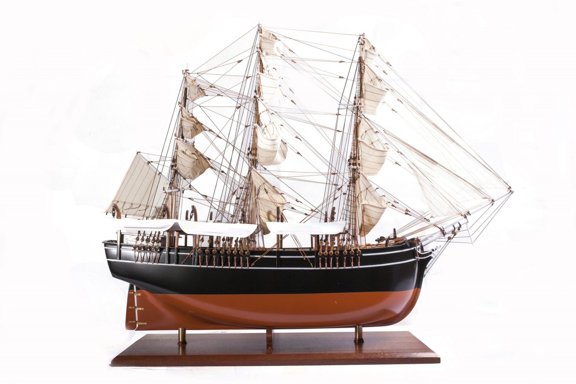 Pequod Whaler Display Ship Model - Premier Ship Models