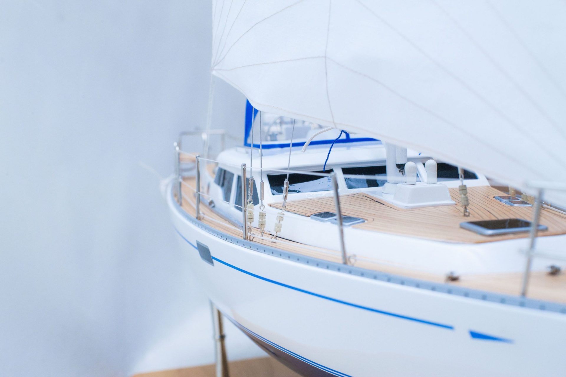 1777-9967-Oyster-45-Sailing-Yacht-scaled