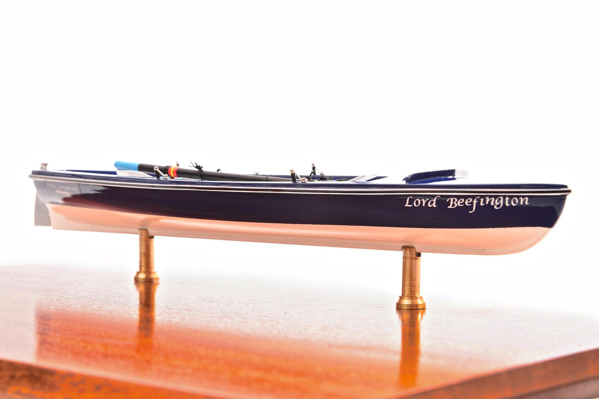 1804-10567-Lord-Beefington-Model-Ship-scaled