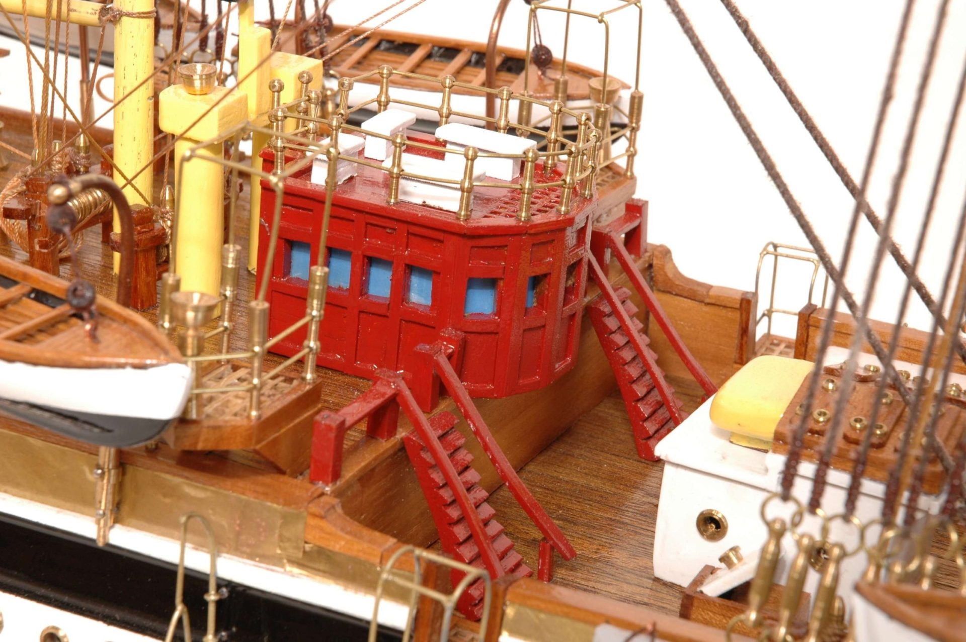 498-4216-Amerigo-Vespucci-Model-Ship-Superior-Range-scaled