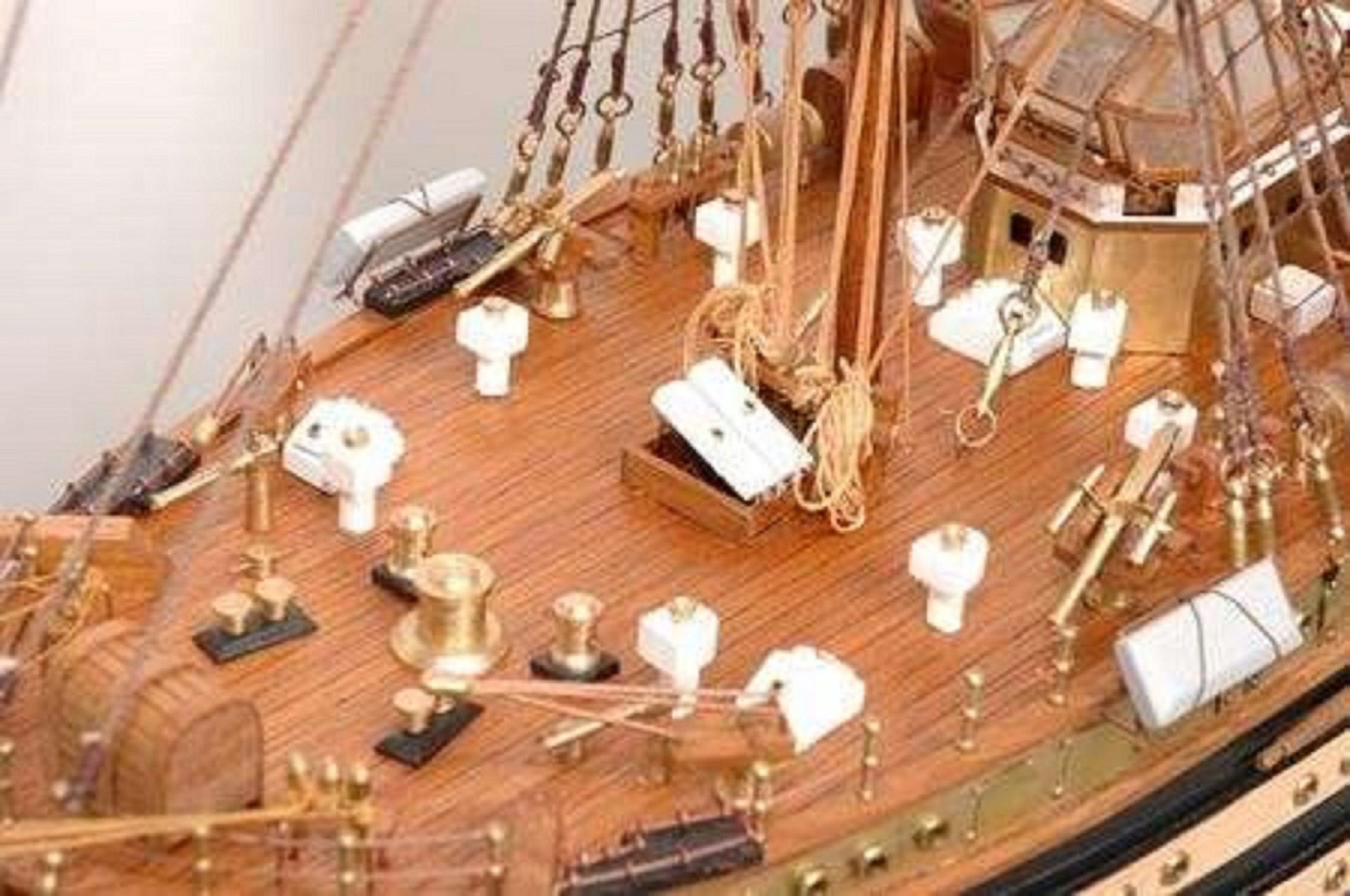 498-7773-Amerigo-Vespucci-Model-Ship-Superior-Range-scaled
