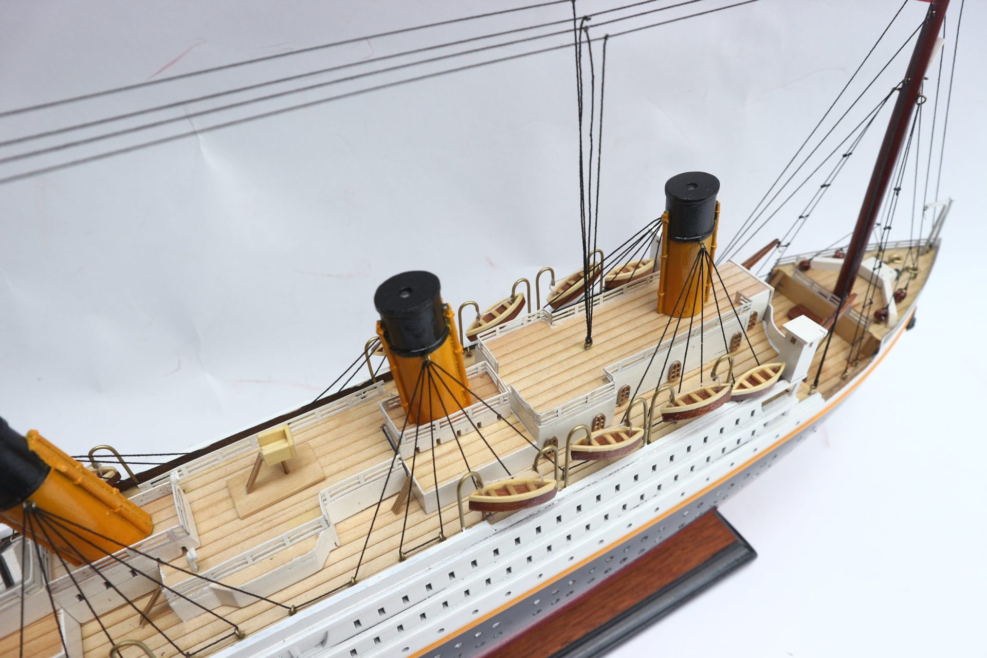 CS0003P-80-RMS-TITANIC-PAINTED-13-min-1-scaled
