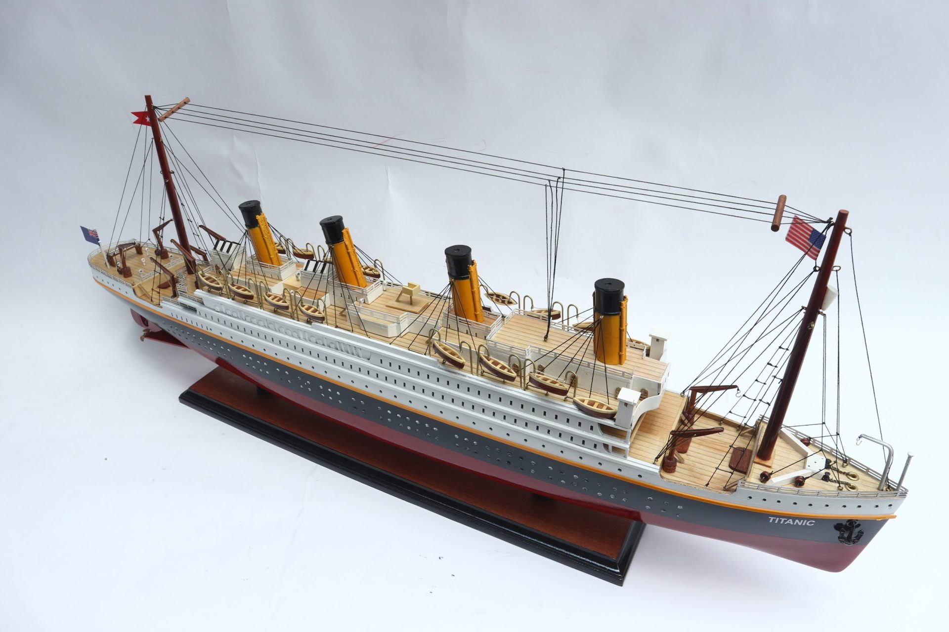 CS0003P-80-RMS-TITANIC-PAINTED-14-min-1-scaled