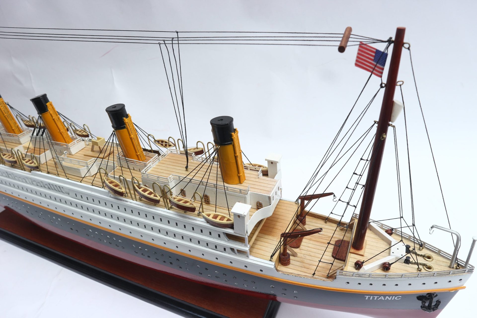 CS0003P-80-RMS-TITANIC-PAINTED-15-min-1-scaled