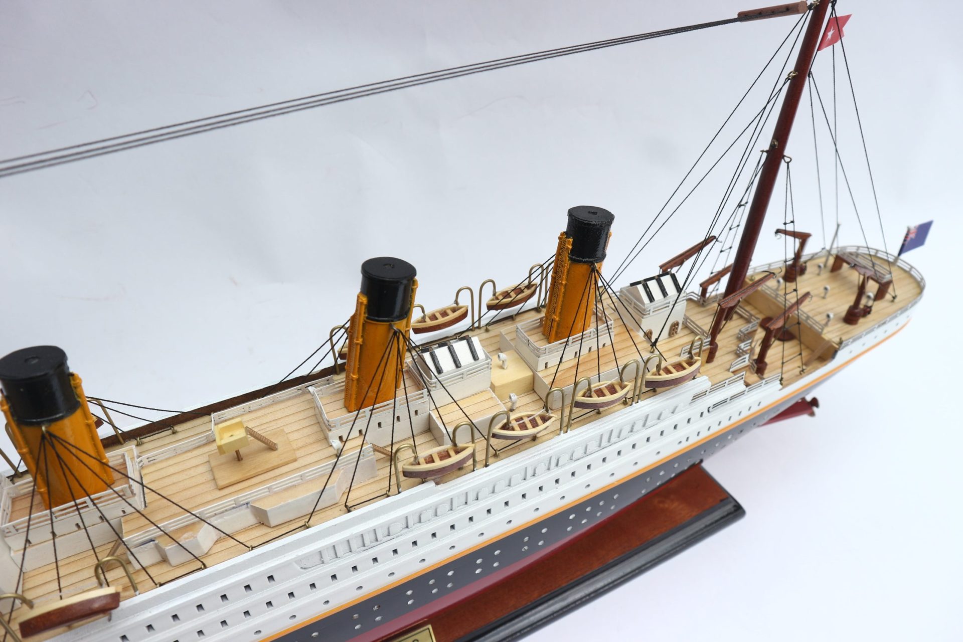 CS0003P-80-RMS-TITANIC-PAINTED-5-min-1-scaled
