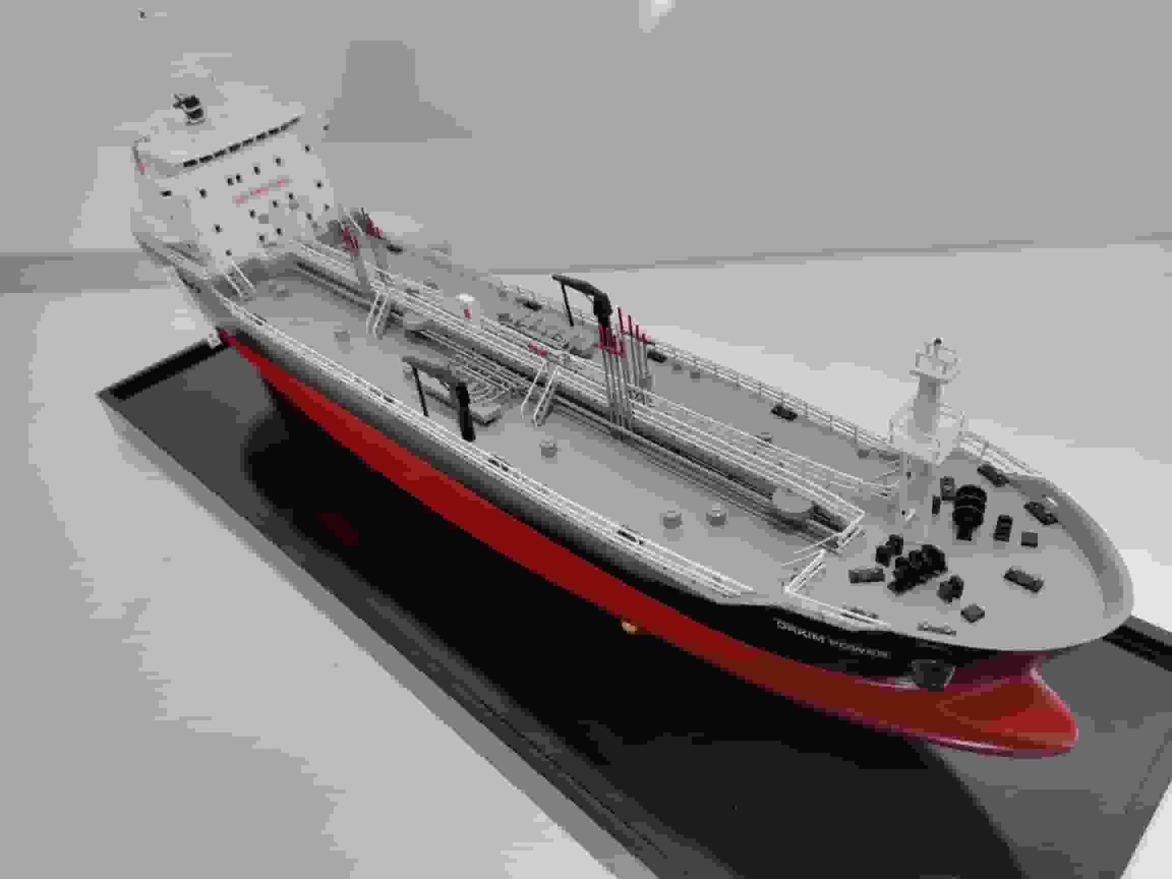 OILTAN4