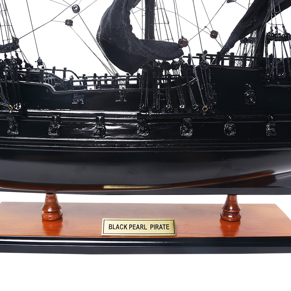 T358-Black-Pearl-Pirate-Ship-Small-L01