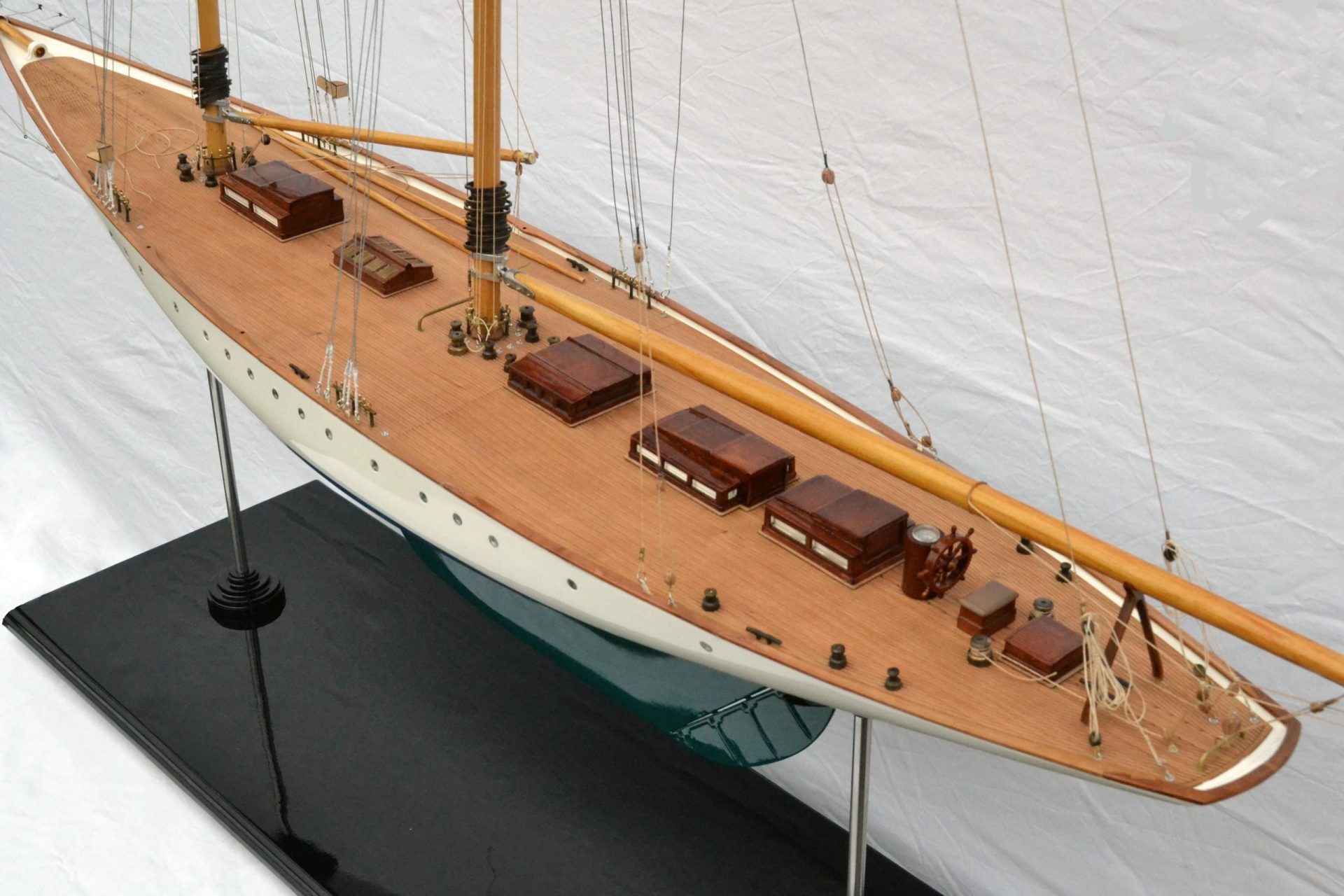 YACHT_ELENA_3compressed-scaled